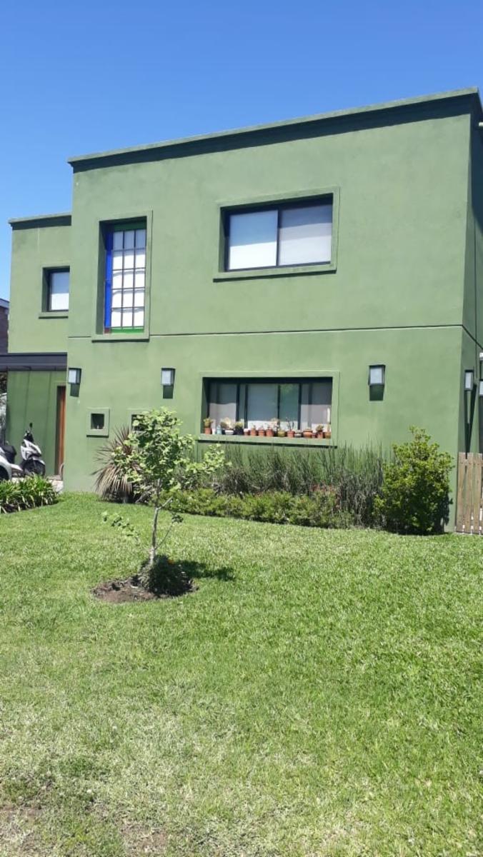 Casa dentro del barrio, Gran Roble — foto 14
