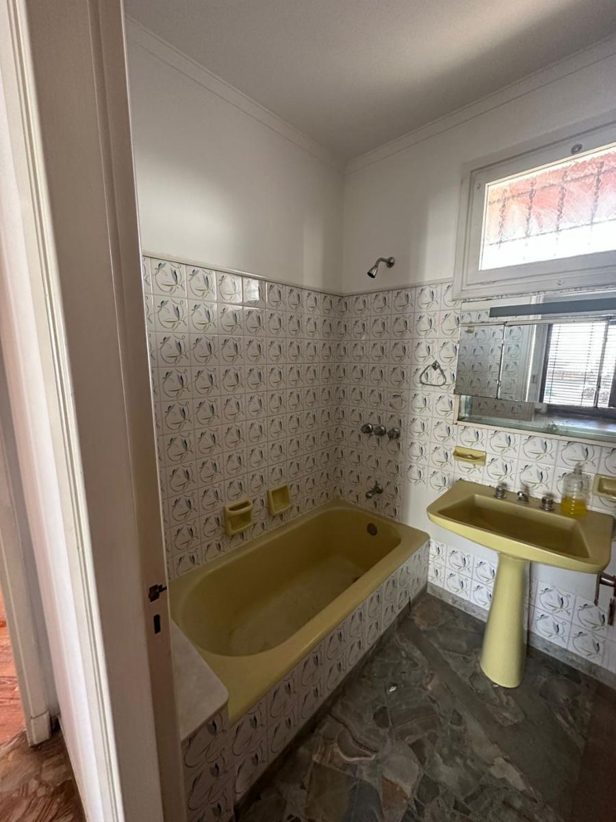 Excelente local más departamento en venta — foto 10
