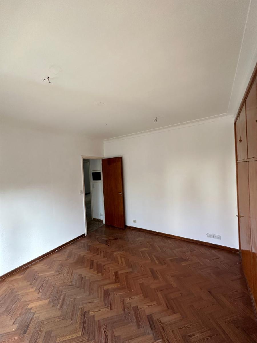 Excelente local más departamento en venta — foto 13