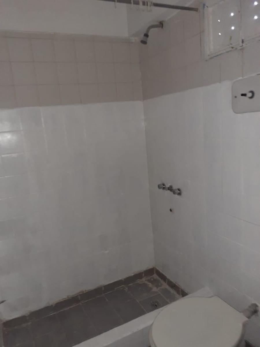 Departamento de dos ambientes a la venta en Moron — foto 4