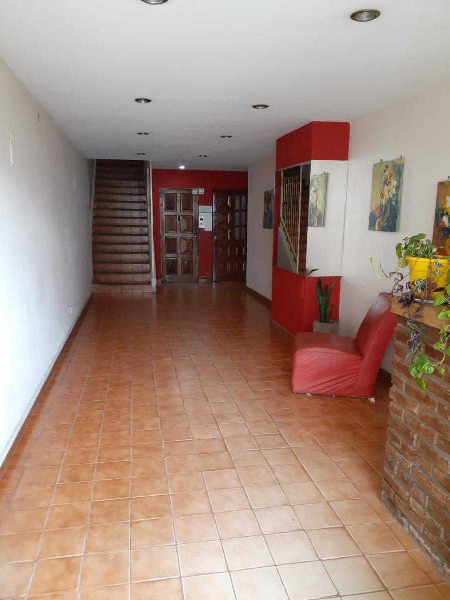 Departamento de dos ambientes a la venta en Moron — foto 5