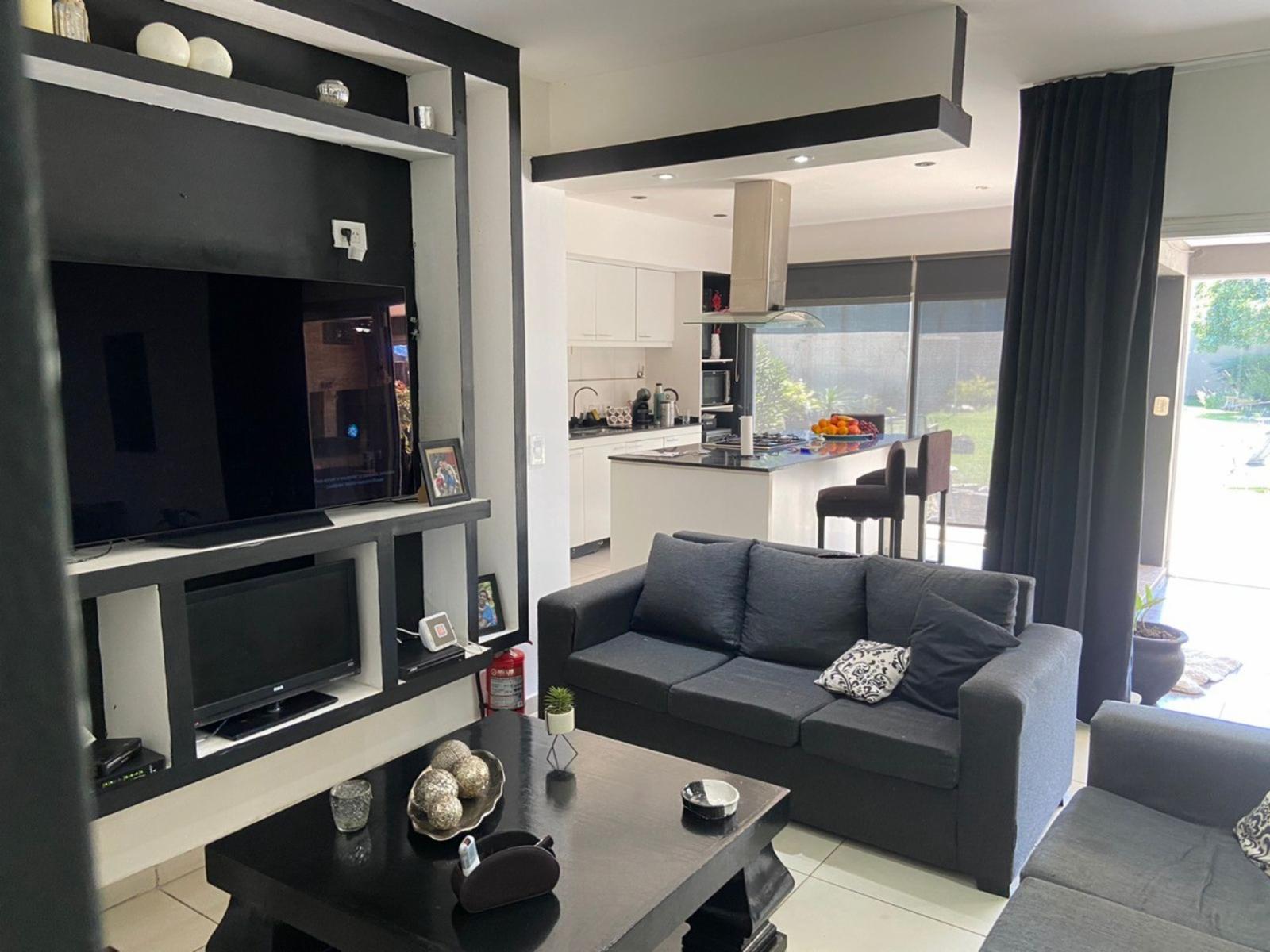 Casa en venta en Barrio Cerrado — foto 3