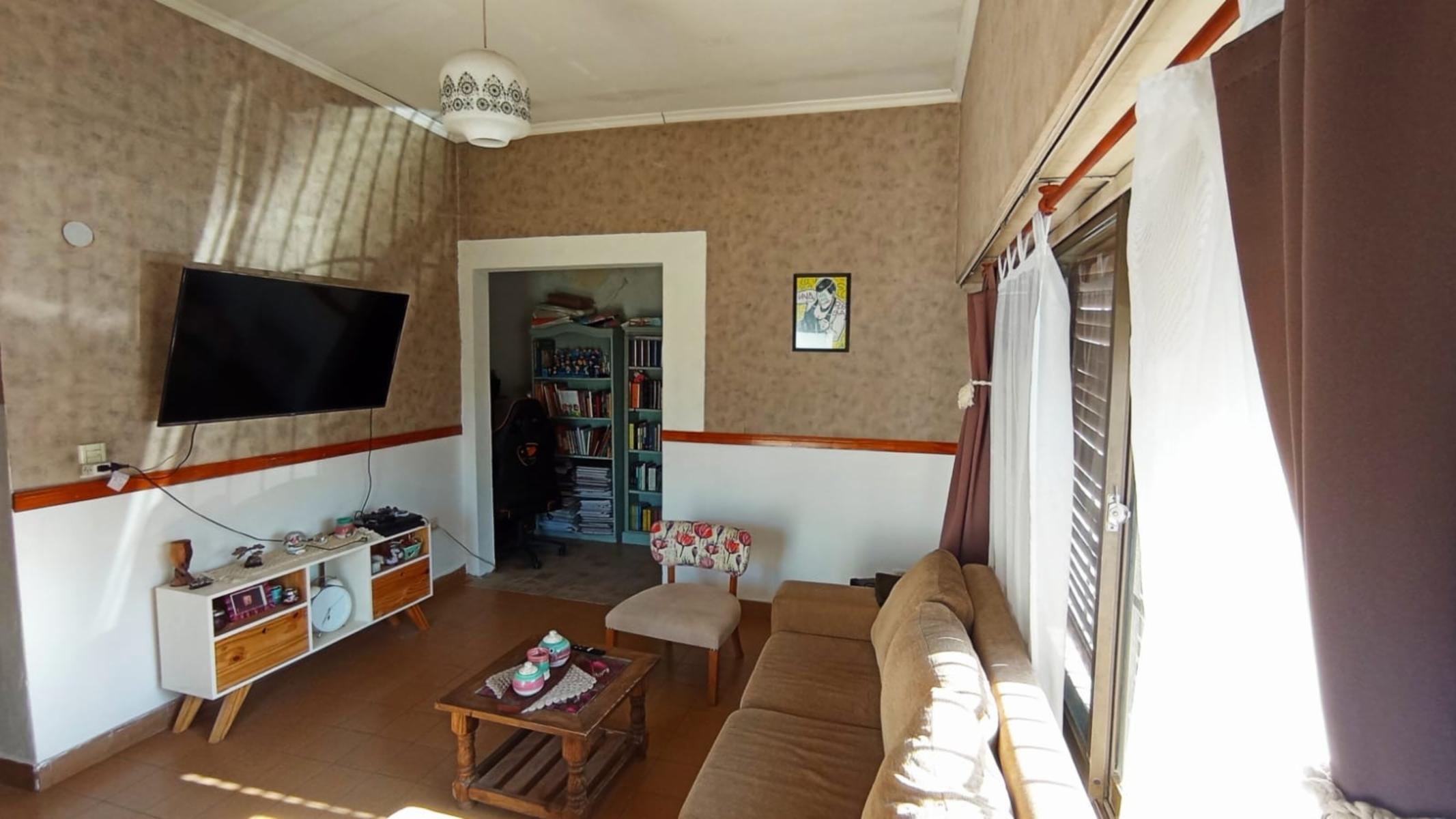 Hermosa casa de tres ambientes en venta — foto 3