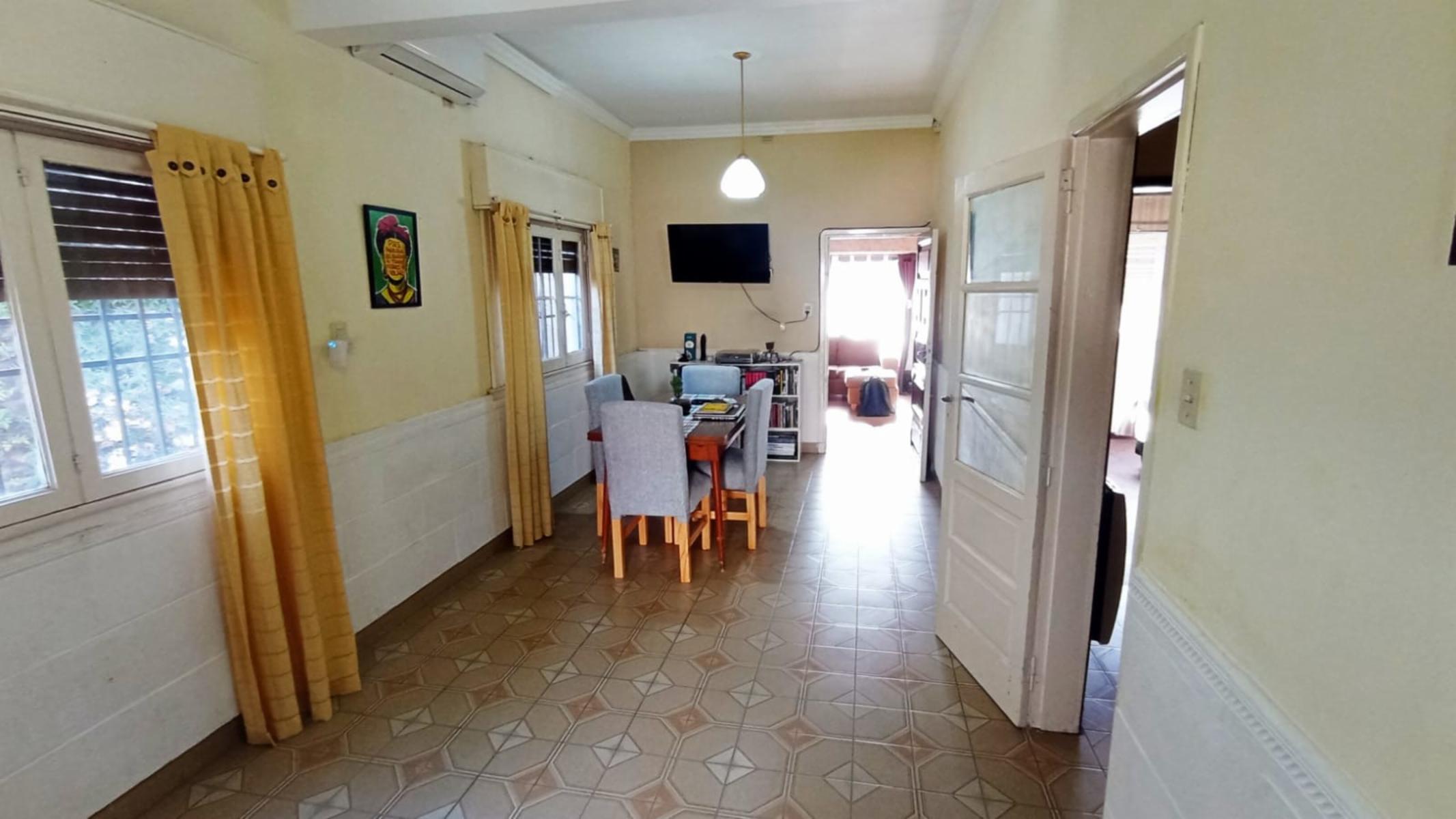 Hermosa casa de tres ambientes en venta — foto 4
