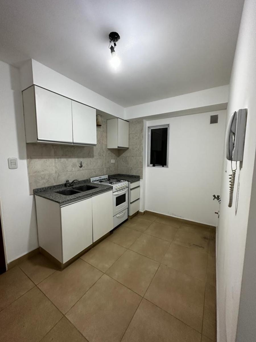 Propiedad retasada: Departamento 2 ambientes a la venta. — foto 2