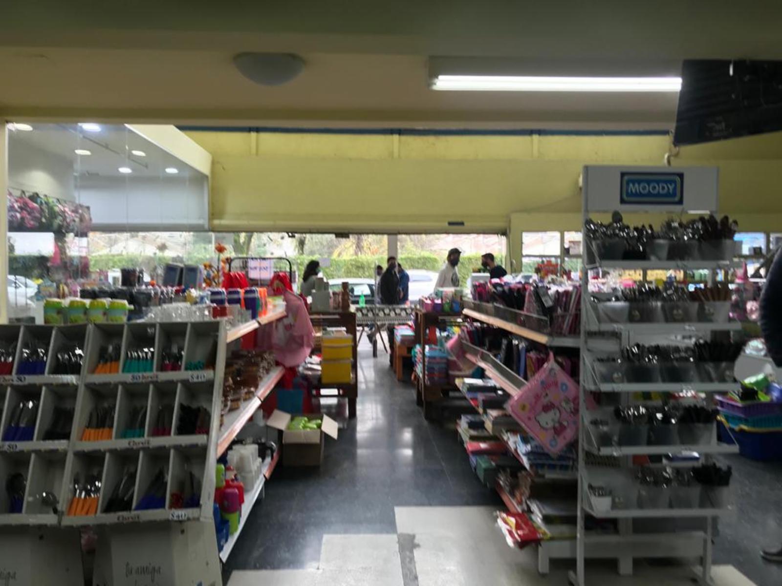 Excelente local en el corazón de Bella Vista en alquiler - 2
