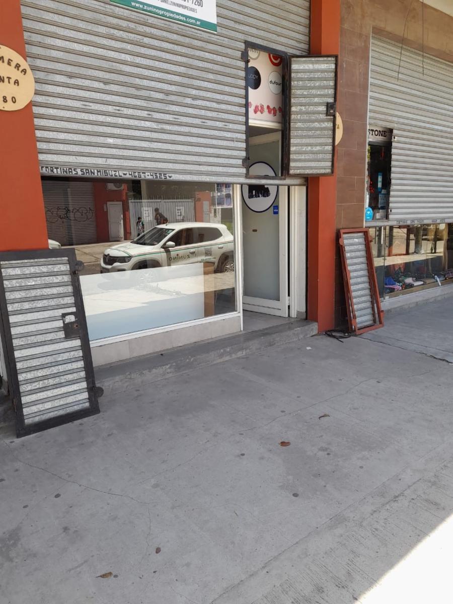 Excelente local comercial en alquiler - 12