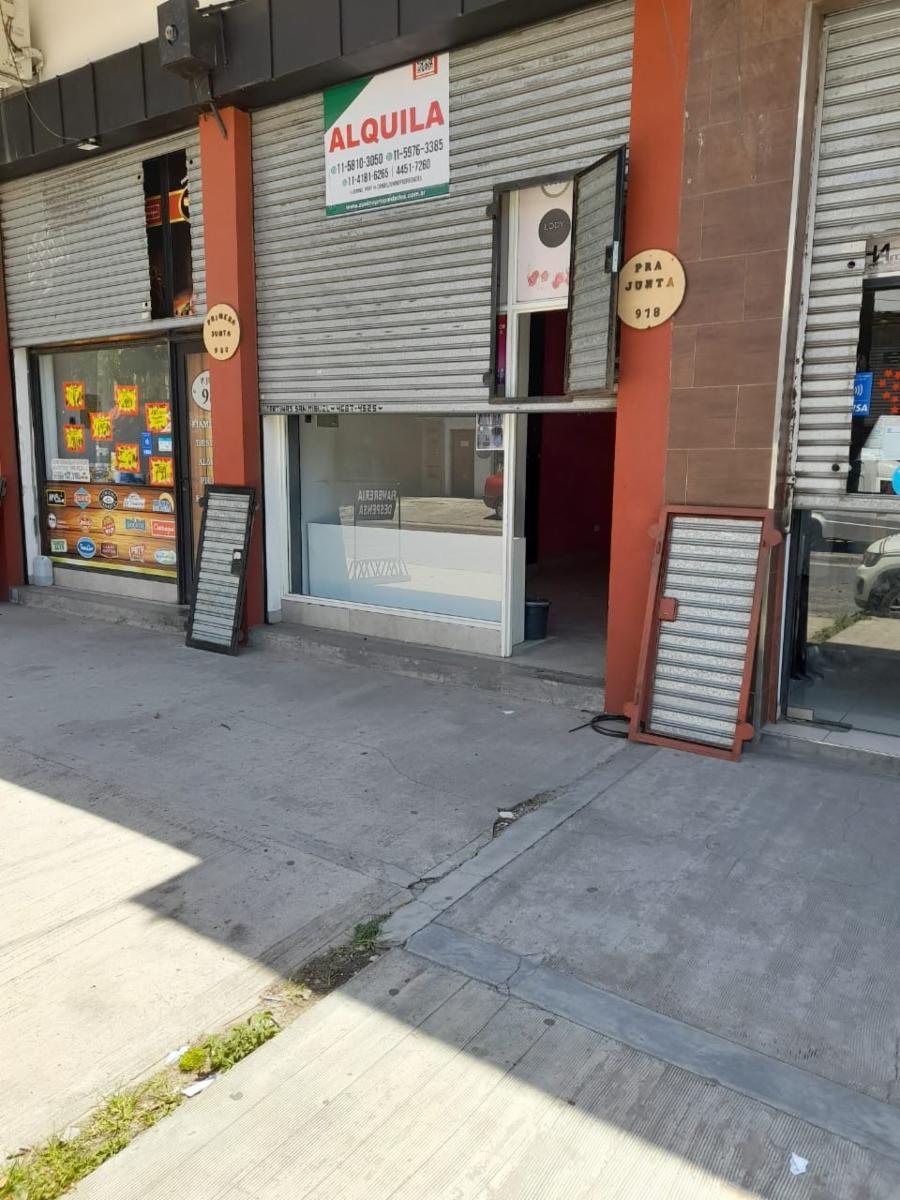 Excelente local comercial en alquiler - 13
