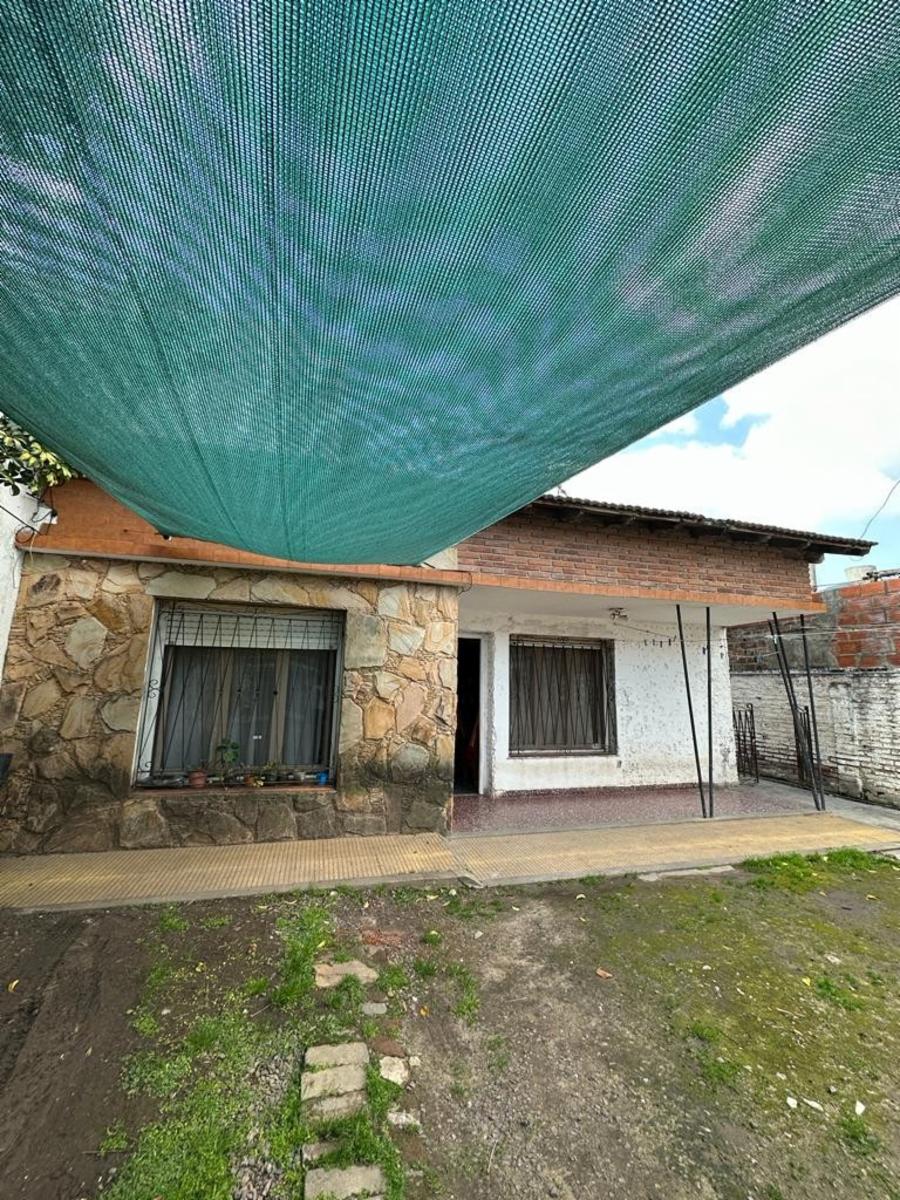 Casa de cuatro ambientes a la venta en San Miguel — foto 2