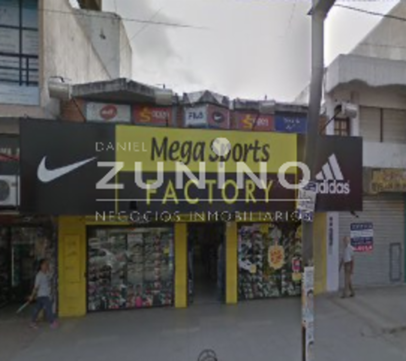 Venta de tres locales comerciales — foto 2