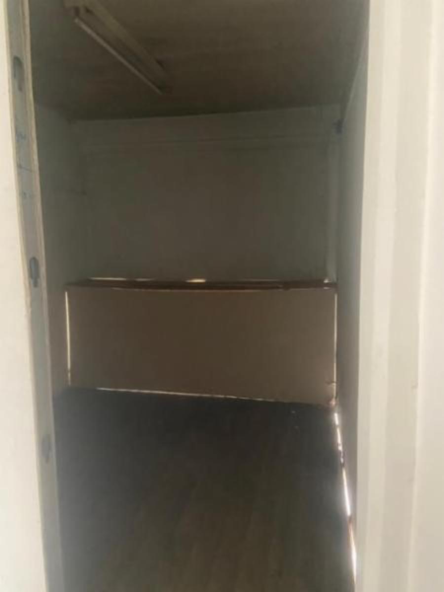 Amplio local en venta en José C Paz - 8