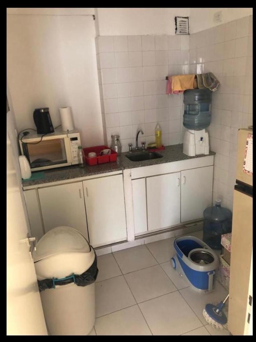 Importante oficina a la venta, en el centro comercial de San Miguel - 2