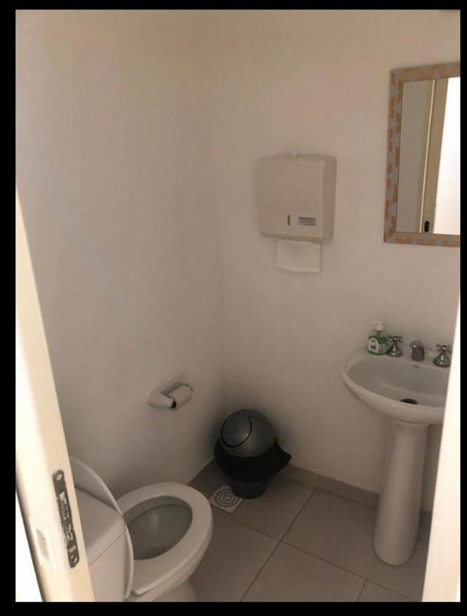 Importante oficina a la venta, en el centro comercial de San Miguel - 4
