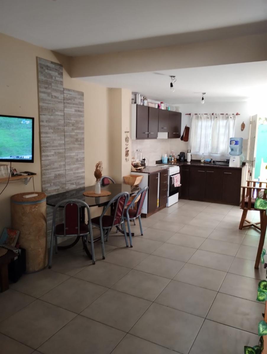 Excelente oportunidad, dos ambientes con cochera a la venta — foto 2