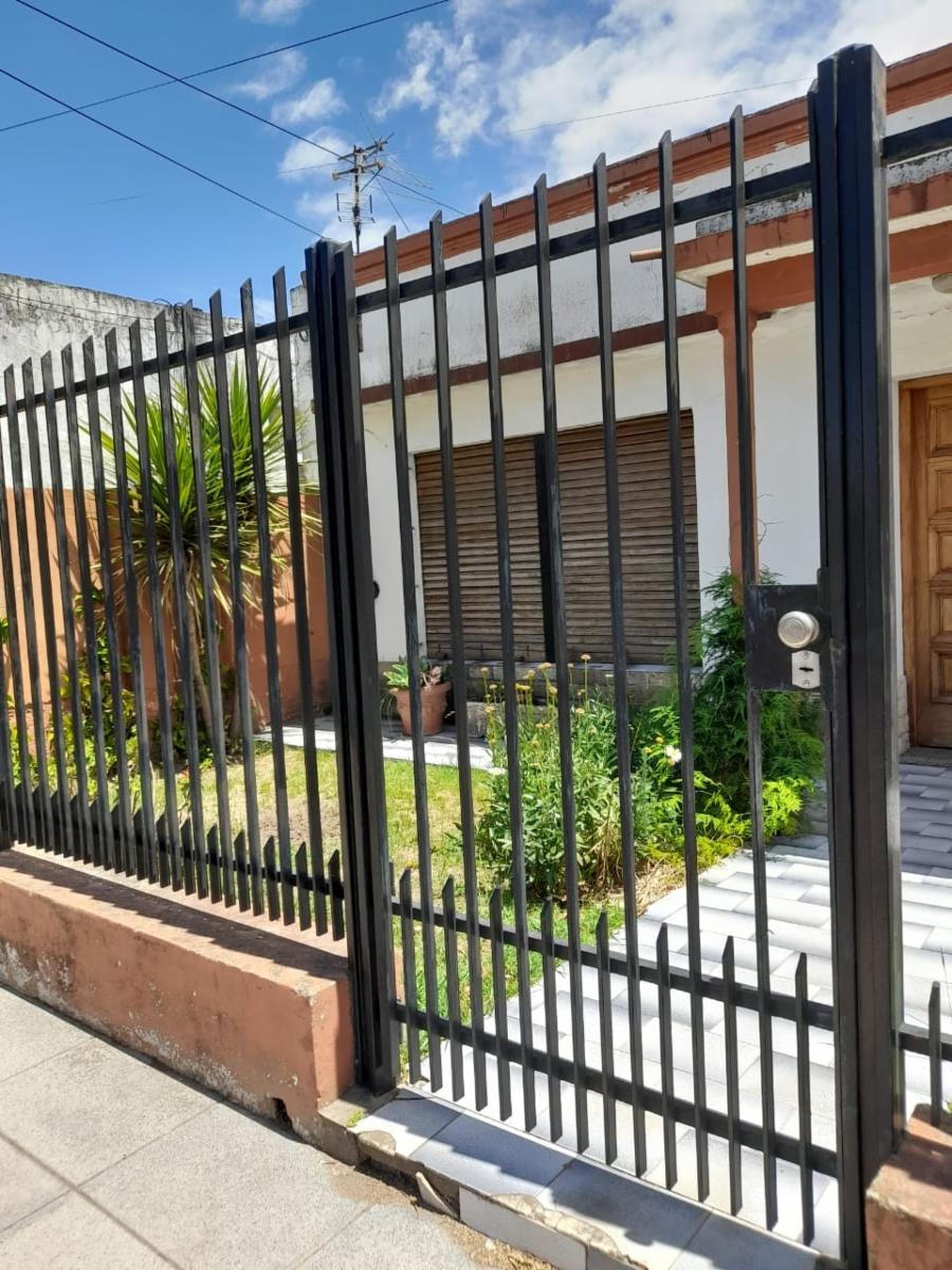 Casa de cuatro ambientes a la venta en José C Paz — foto 15