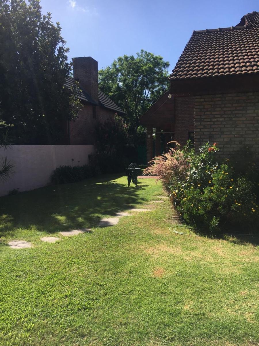Casa de cinco ambientes a la venta en Bella Vista — foto 6