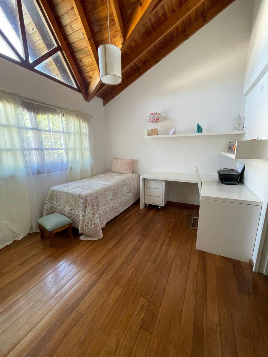 Casa de cuatro ambientes a la venta — foto 4