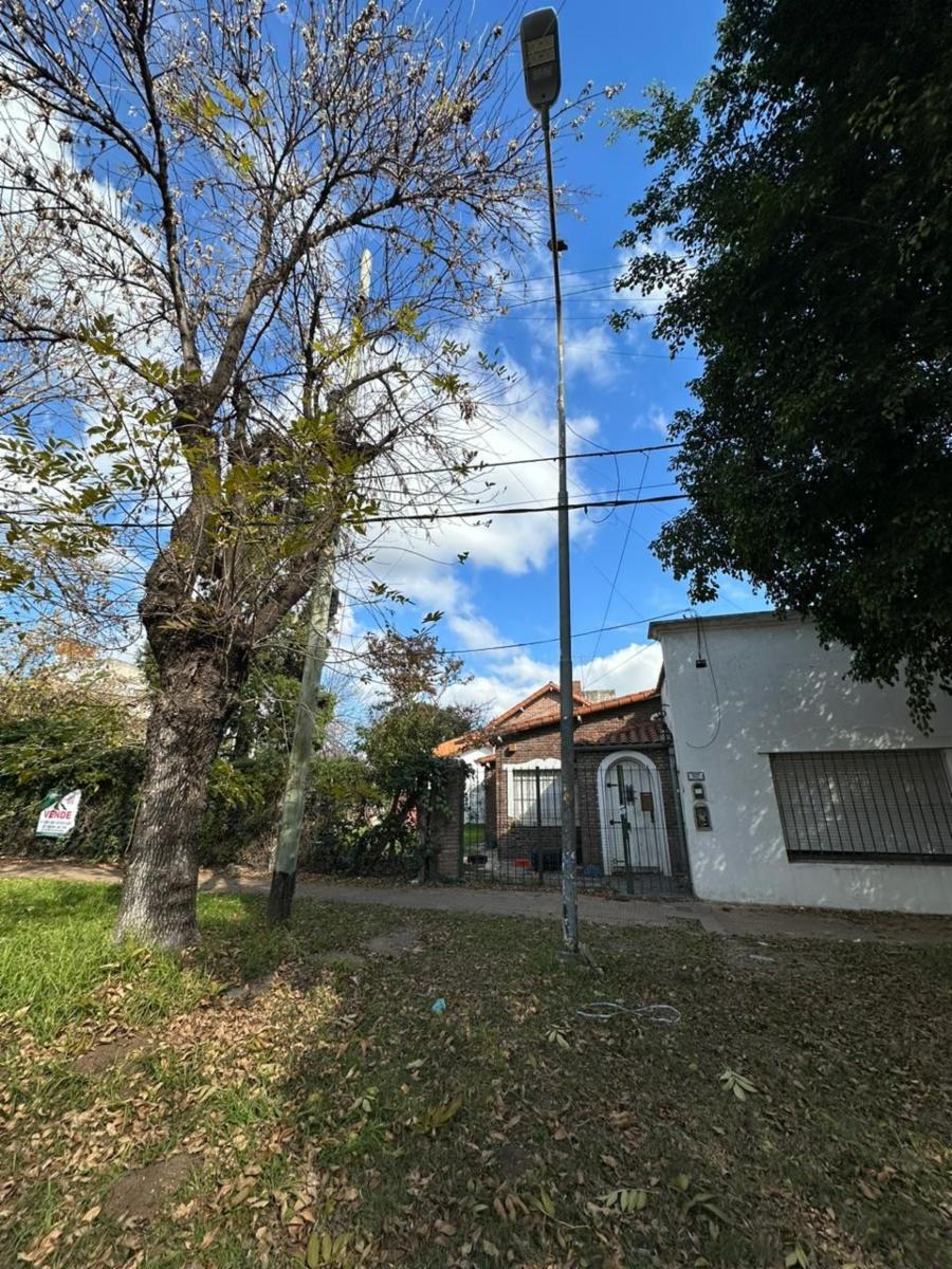 Casa a reciclar en esquina a la venta — foto 2