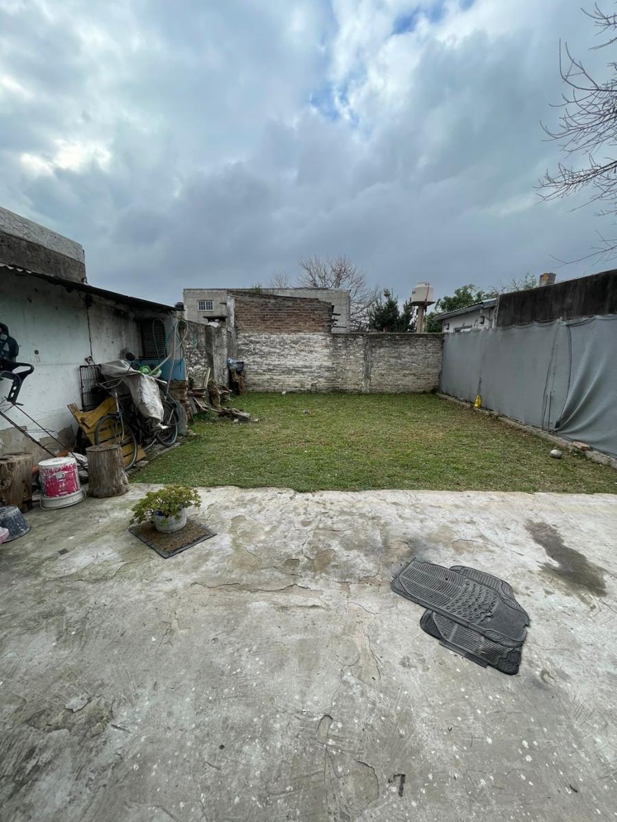 Casa de tres ambientes a la venta en José C Paz, APTO CREDITO — foto 3