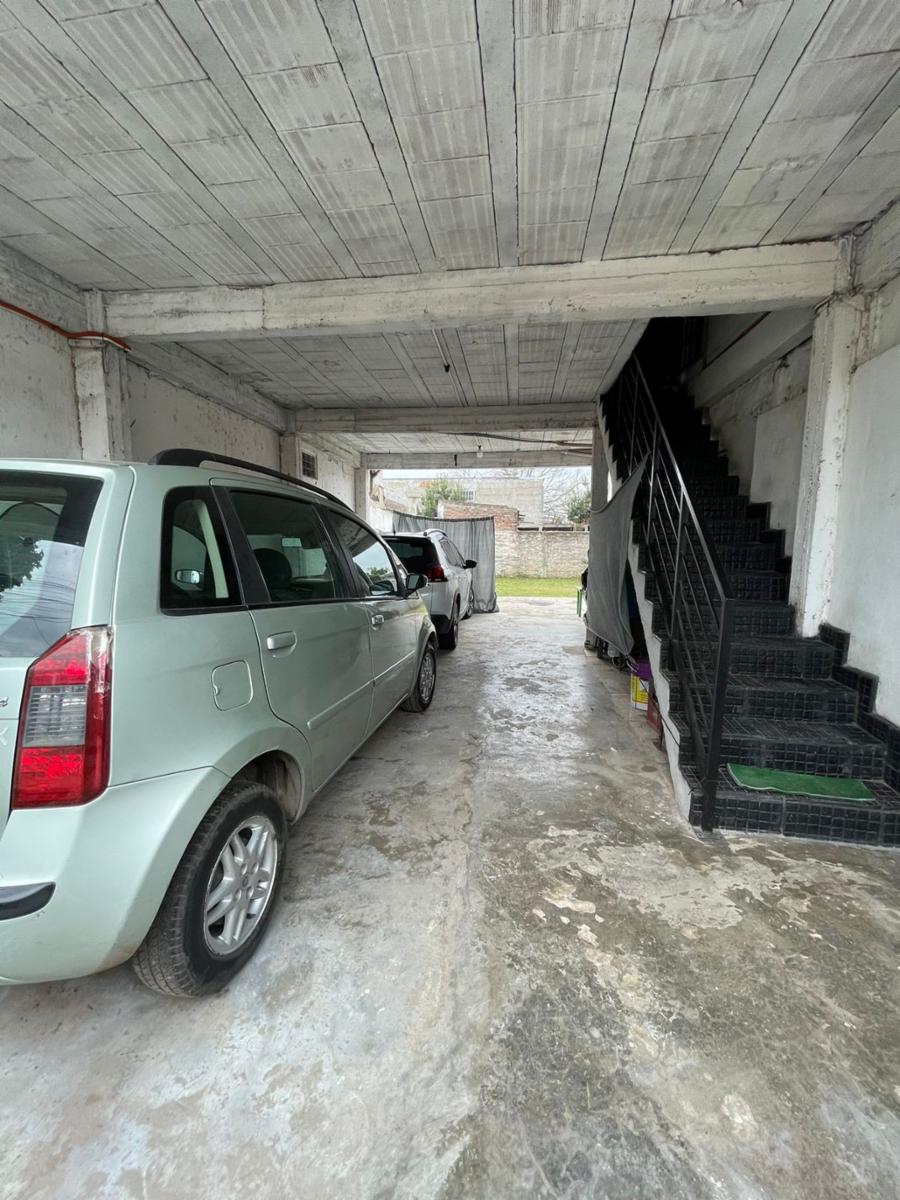 Casa de tres ambientes a la venta en José C Paz, APTO CREDITO — foto 4