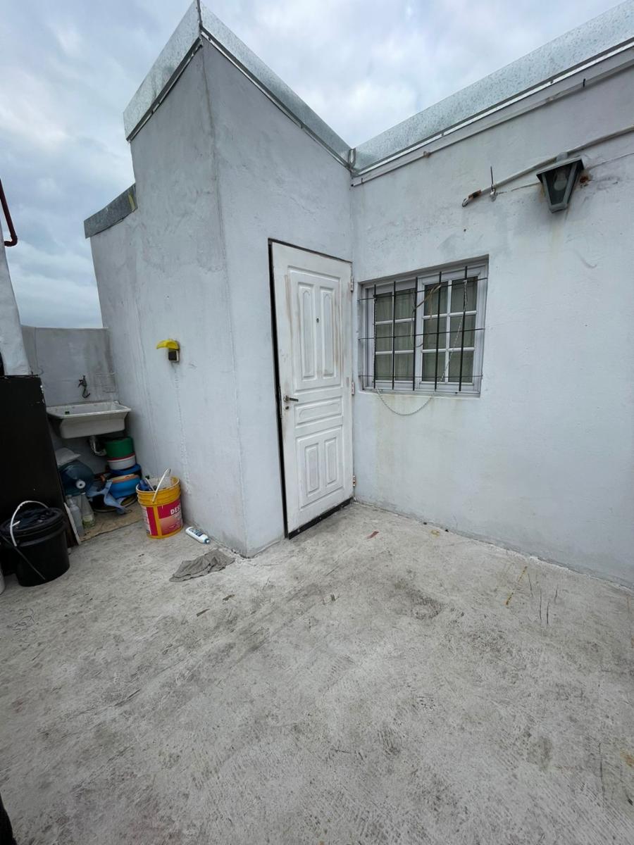 Casa de tres ambientes a la venta en José C Paz, APTO CREDITO — foto 6