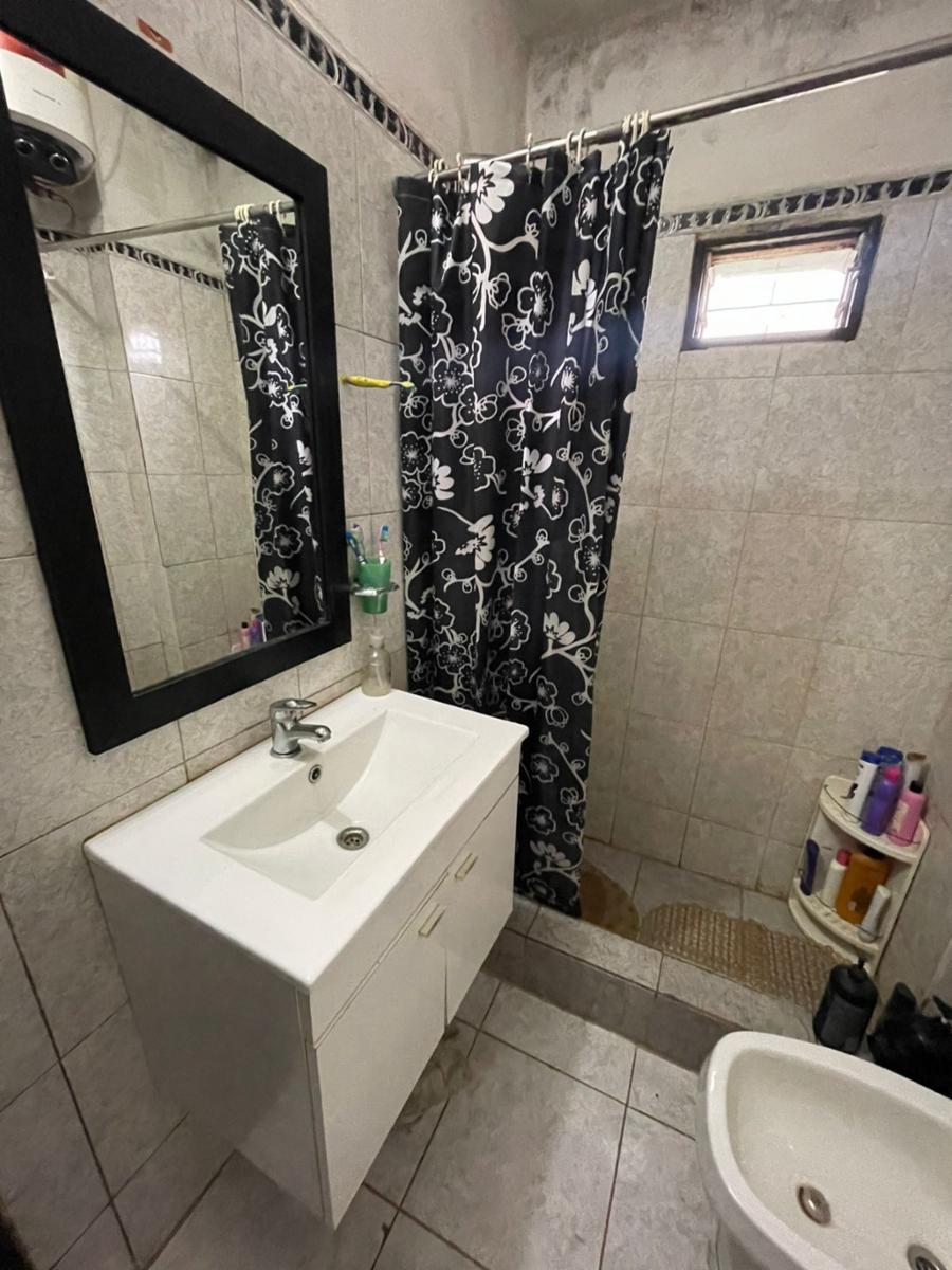 Casa de tres ambientes a la venta en José C Paz, APTO CREDITO — foto 9