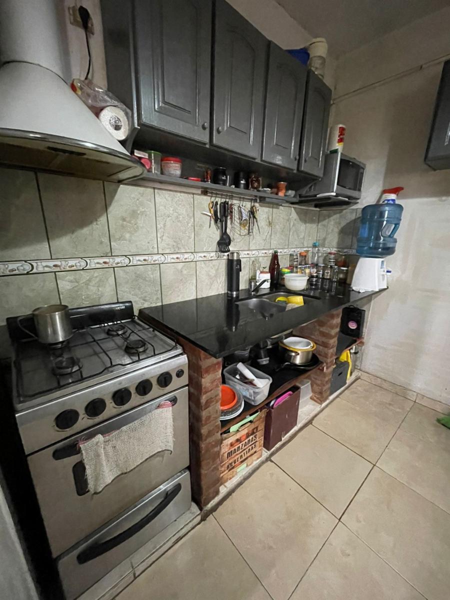 Casa de tres ambientes a la venta en José C Paz, APTO CREDITO — foto 13
