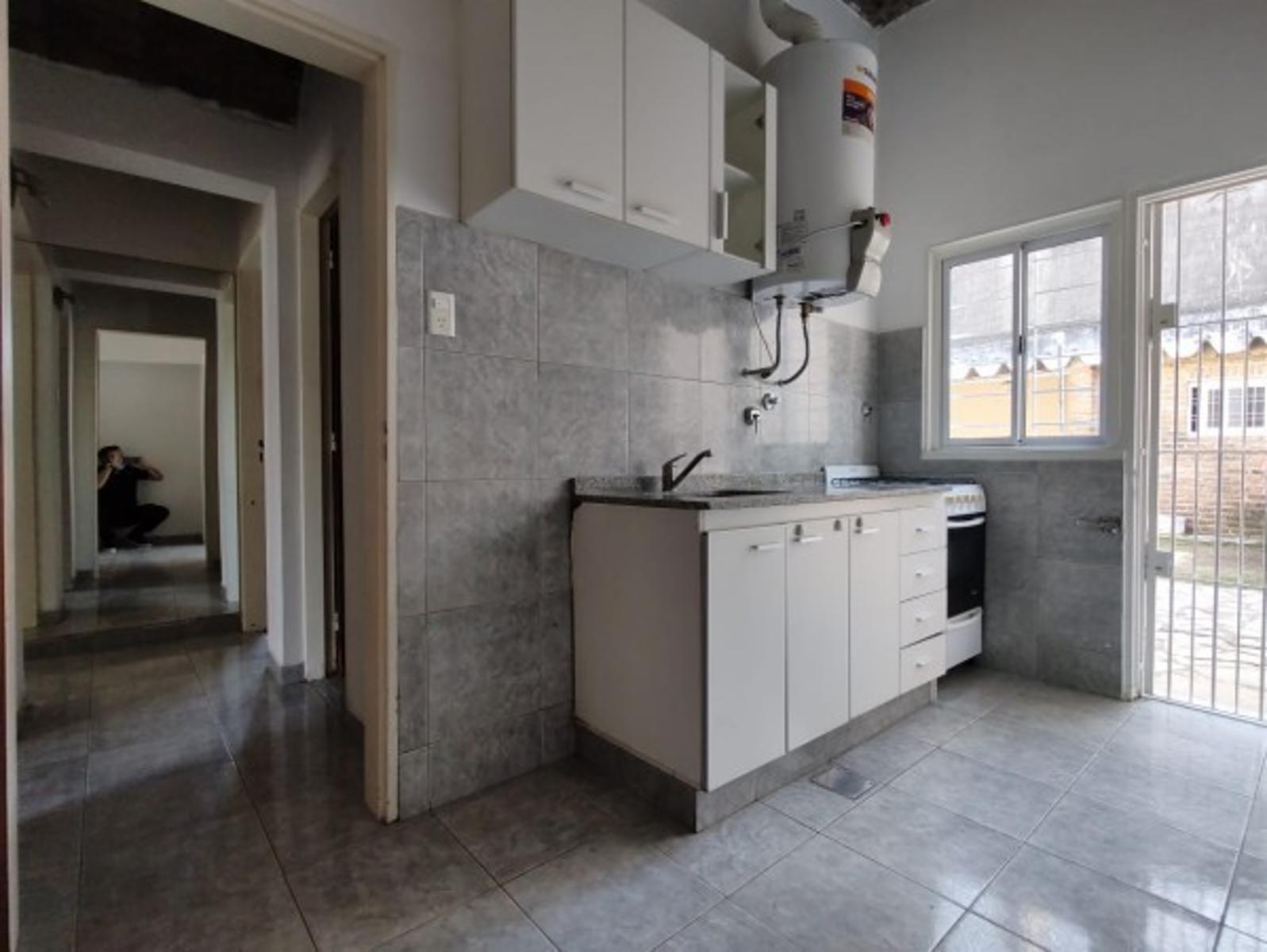 Casa de tres ambientes en Bella Vista — foto 10