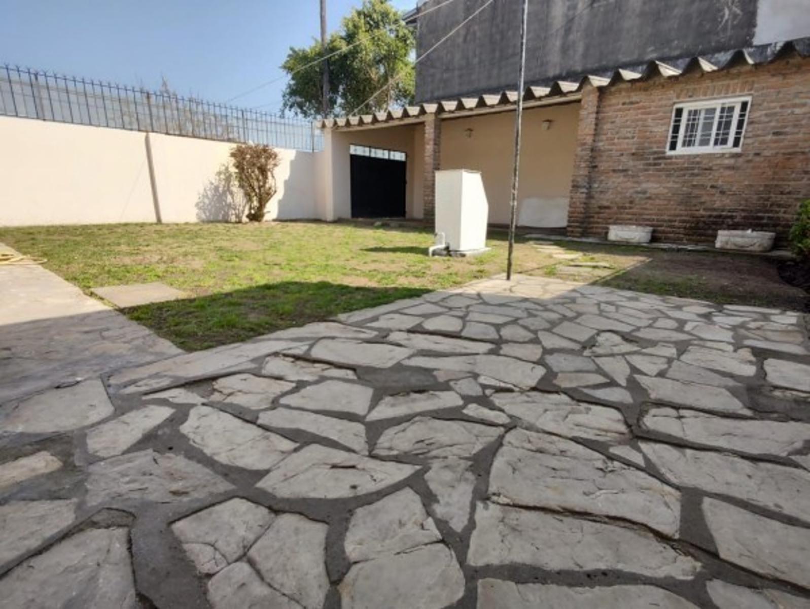 Casa de tres ambientes en Bella Vista — foto 11