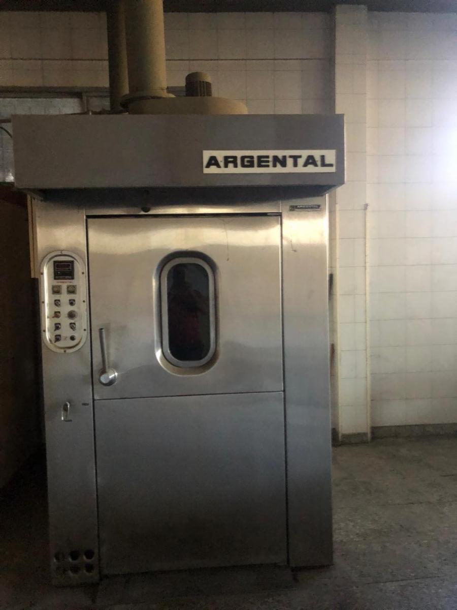 Importante galpón en alquiler - 10