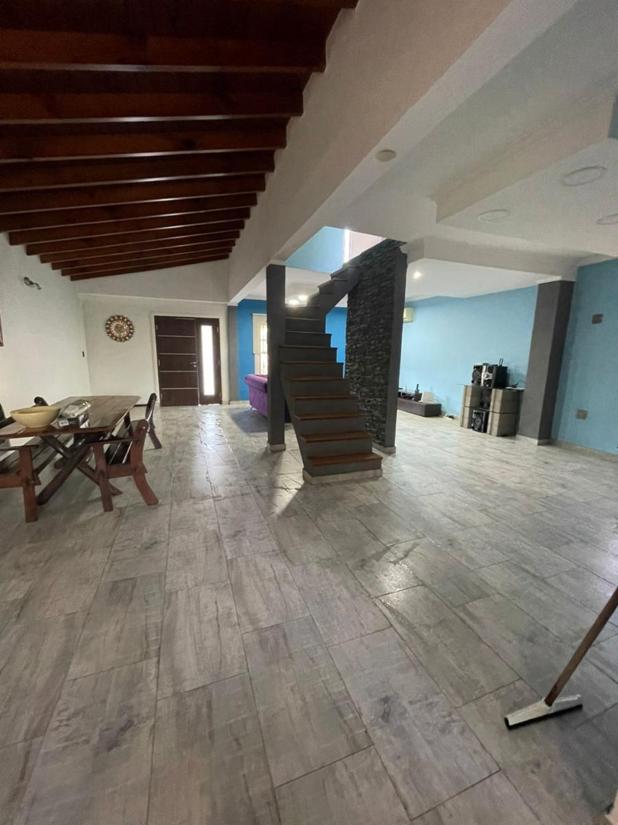 Casa tres ambientes a la venta en José C Paz — foto 3