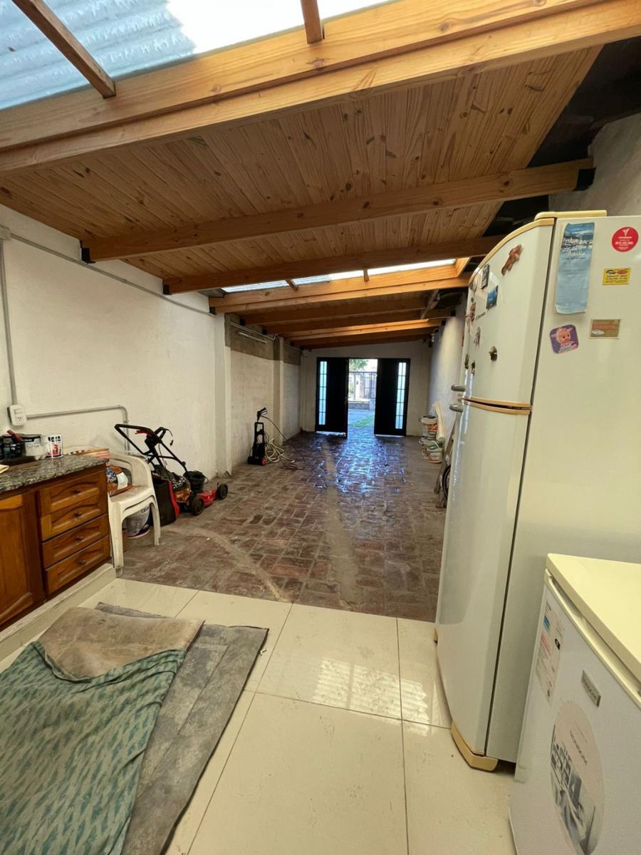 Casa tres ambientes a la venta en José C Paz — foto 9