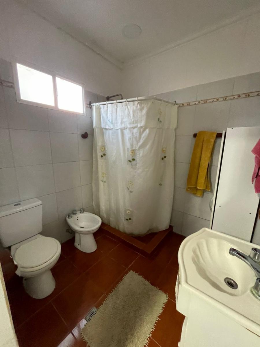 Casa tres ambientes a la venta en José C Paz — foto 10