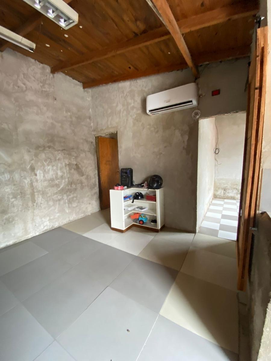 Amplia casa a la venta en Moreno — foto 9