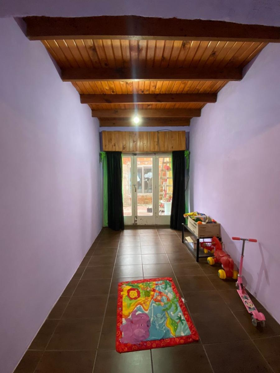 Amplia casa a la venta en Moreno — foto 15