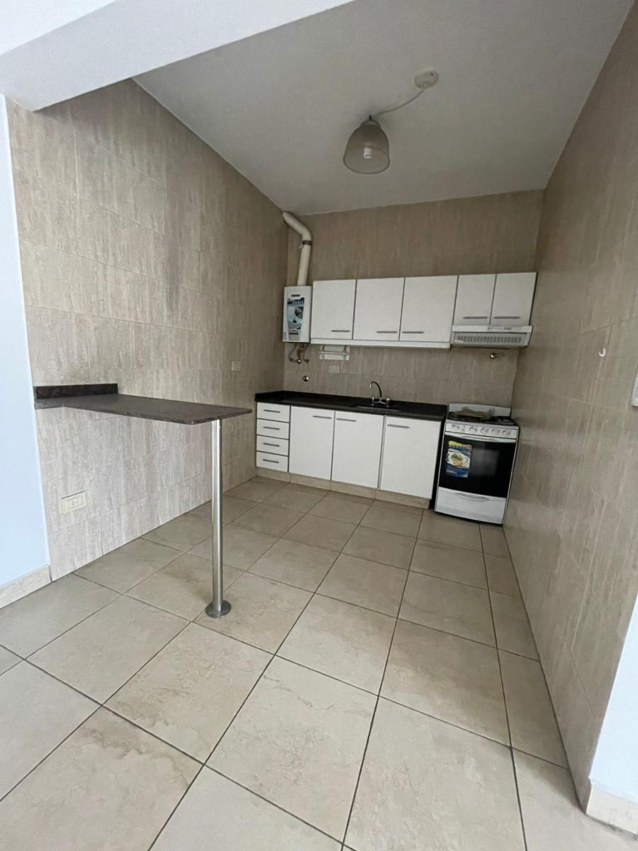 Departamento dos ambientes a la venta en José C Paz — foto 3