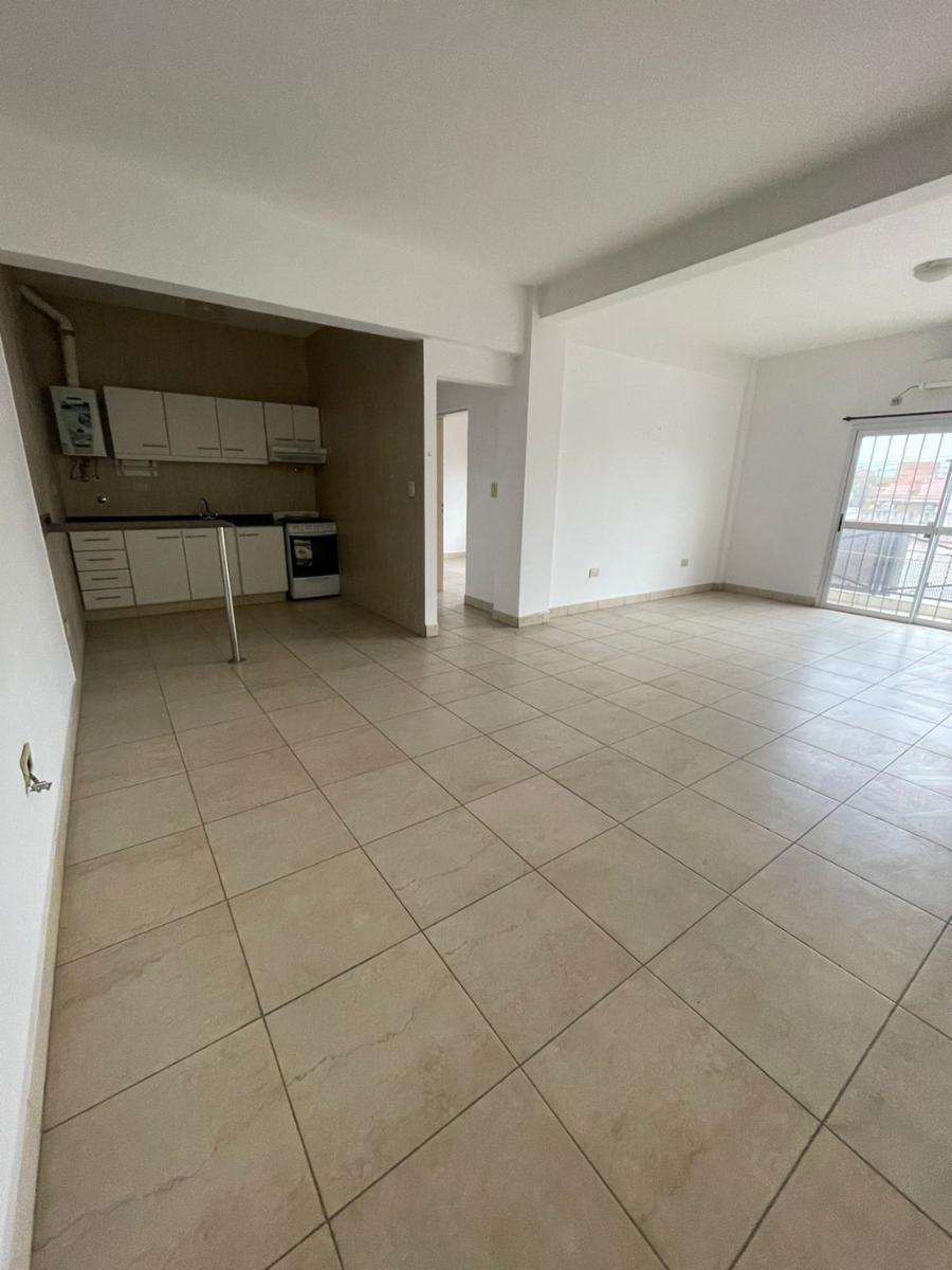 Departamento dos ambientes a la venta en José C Paz — foto 3