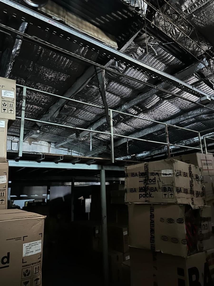 Importante galpón a la venta en San Miguel — foto 8