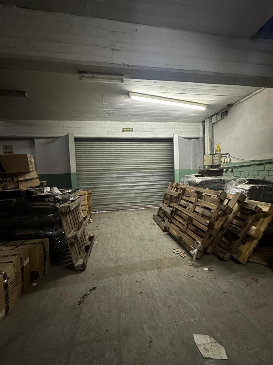 Importante galpón a la venta en San Miguel — foto 9