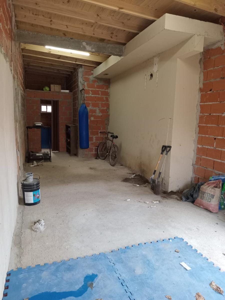 Casa de tres ambientes a la venta en Jose C Paz — foto 3