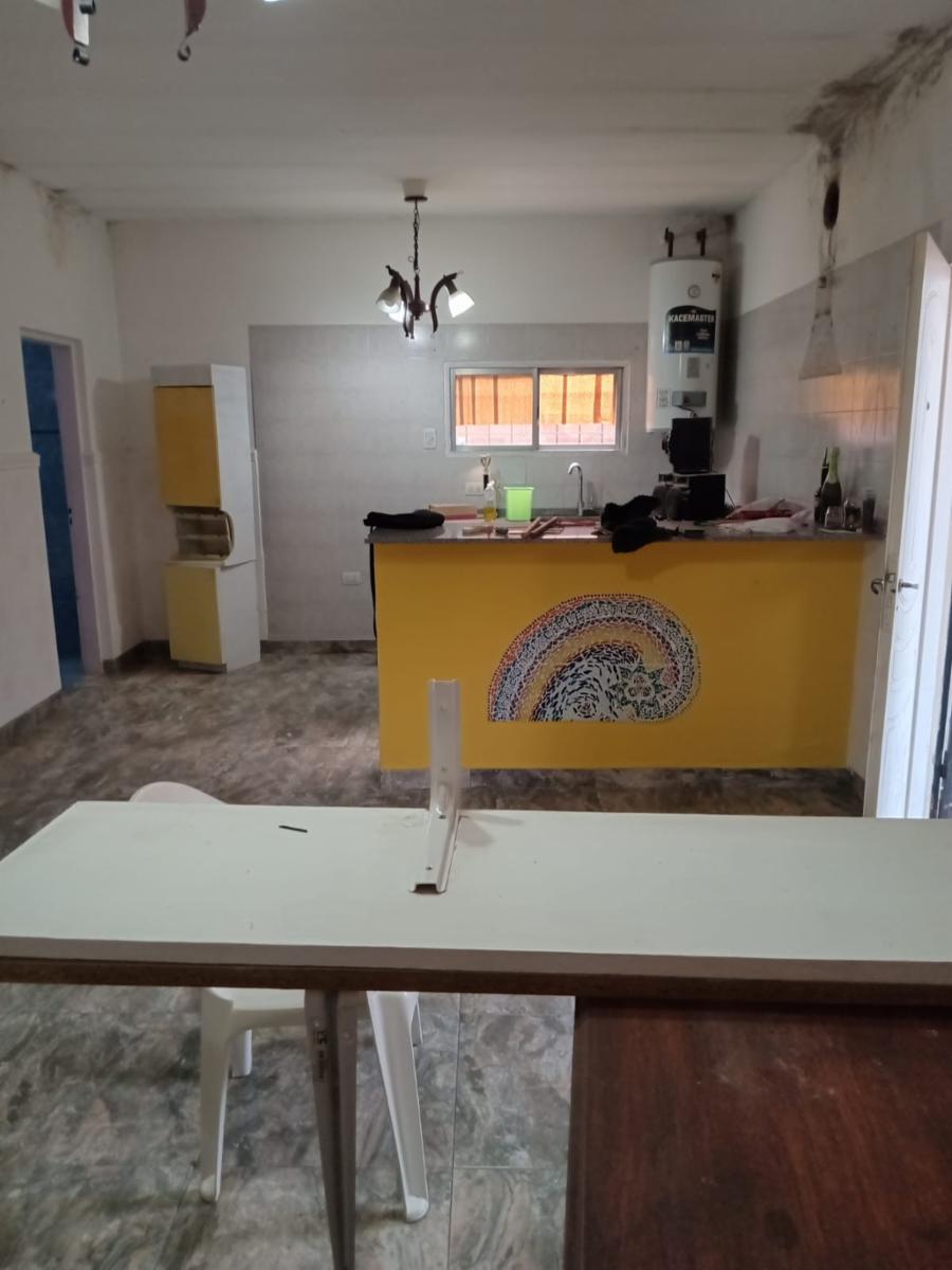 Casa de tres ambientes a la venta en Jose C Paz — foto 5
