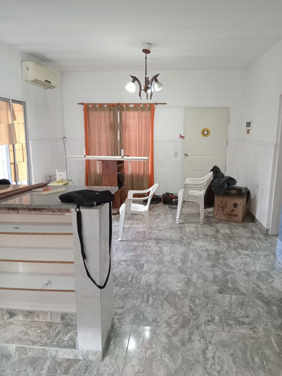 Casa de tres ambientes a la venta en Jose C Paz — foto 8