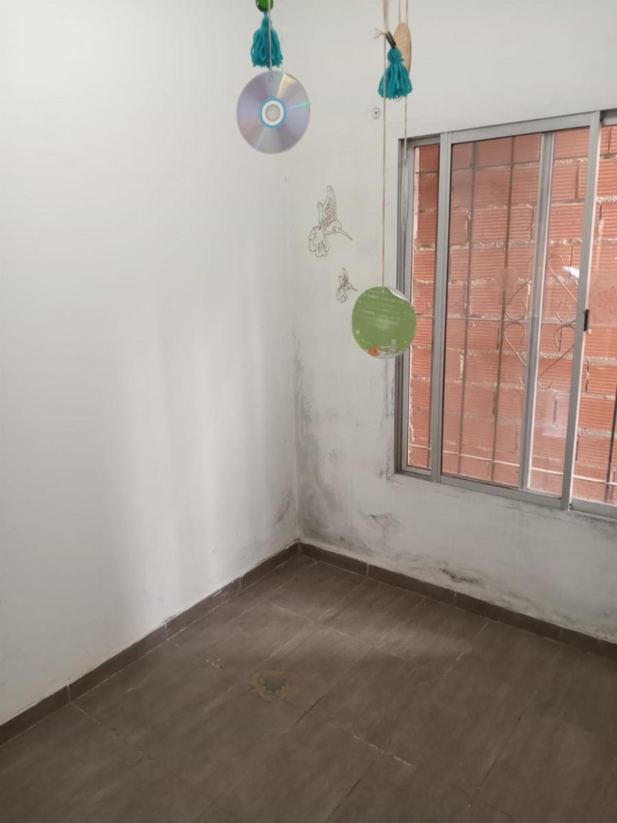 Casa de tres ambientes a la venta en Jose C Paz — foto 9