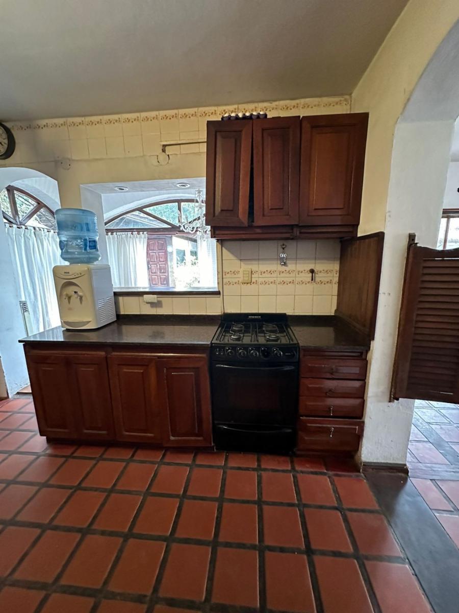 Casa de cinco ambientes a la venta en Muñiz — foto 9