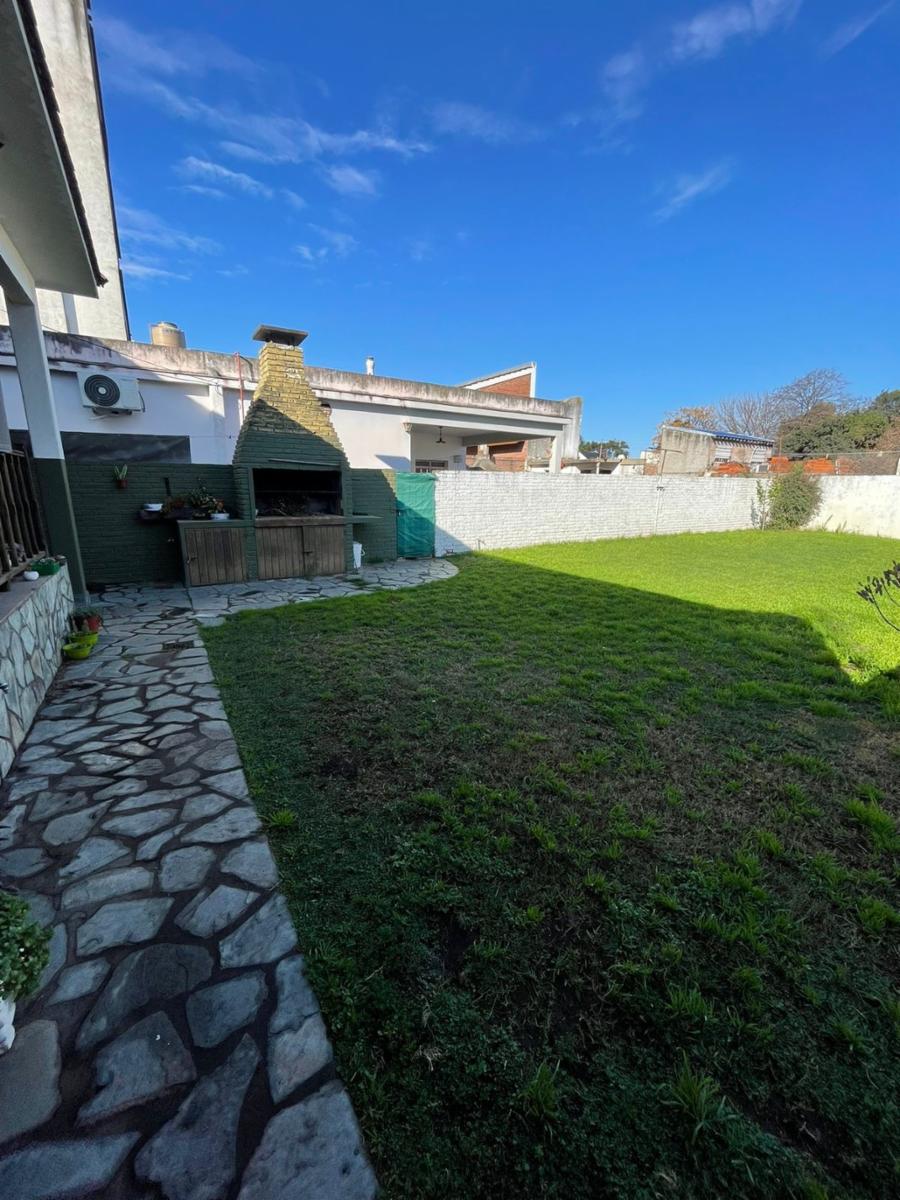 Casa de cuatro ambientes a la venta en José C Paz, APTO CREDITO — foto 2