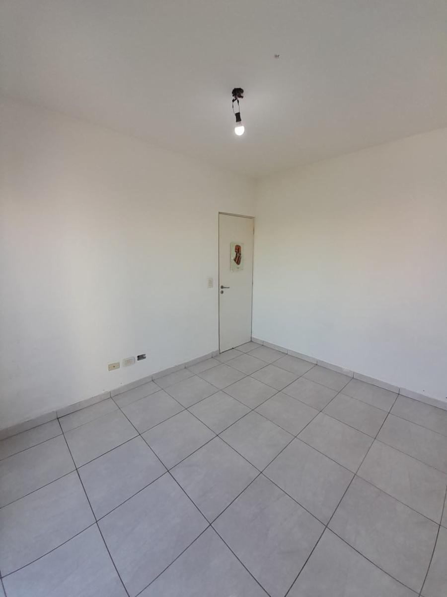 Departamento tres ambientes en alquiler - 17