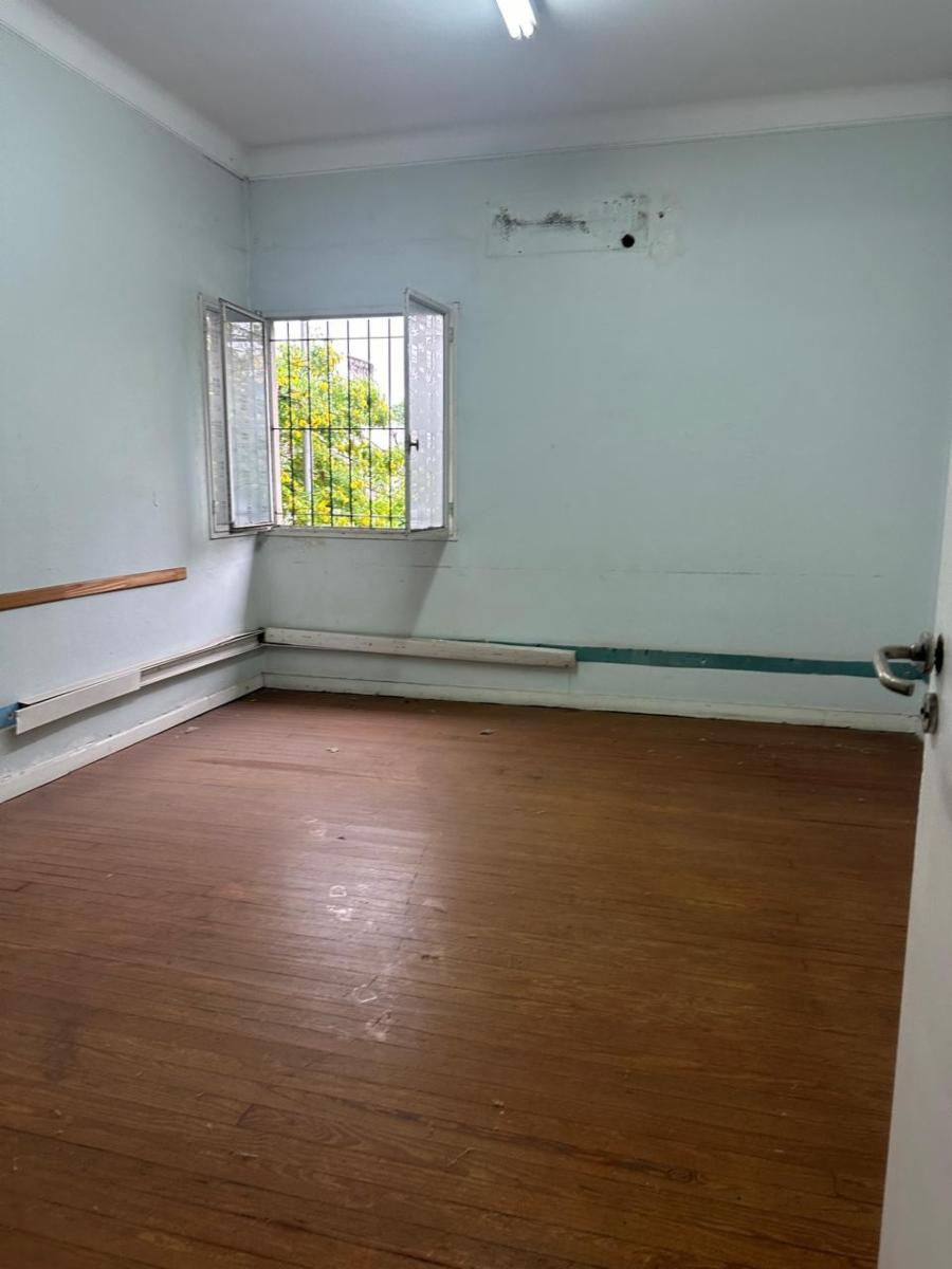 Importantes oficinas en alquiler, ubicadas en un 1º piso - 6