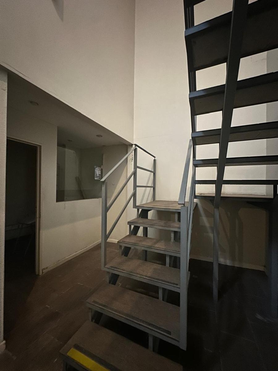 Importantes oficinas en alquiler, ubicadas en un 1º piso - 14