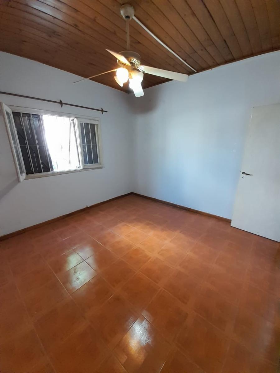 Casa de tres ambientes a la venta en José C Paz — foto 6