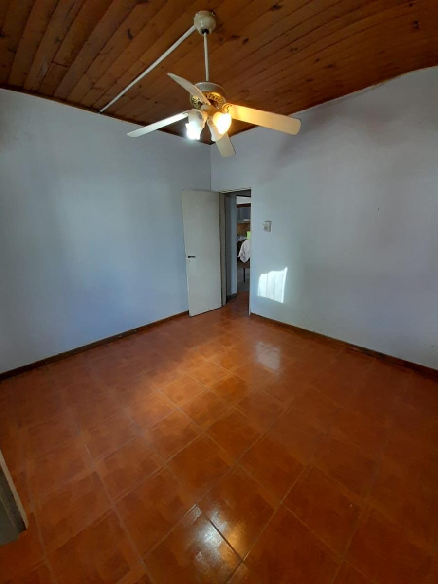 Casa de tres ambientes a la venta en José C Paz — foto 7